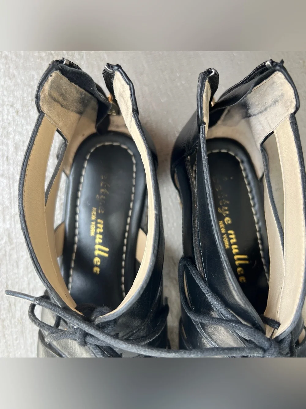 Bettye Muller Black Leather Gladiator Lace-Up Sandals 7.5